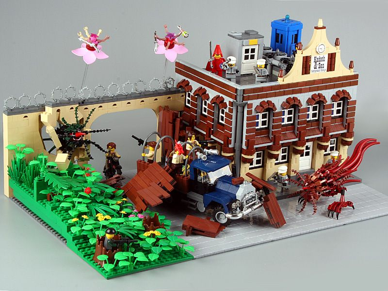 Illustration for article titled These Cthulhu LEGO sets will drive you insane with little plastic bricks